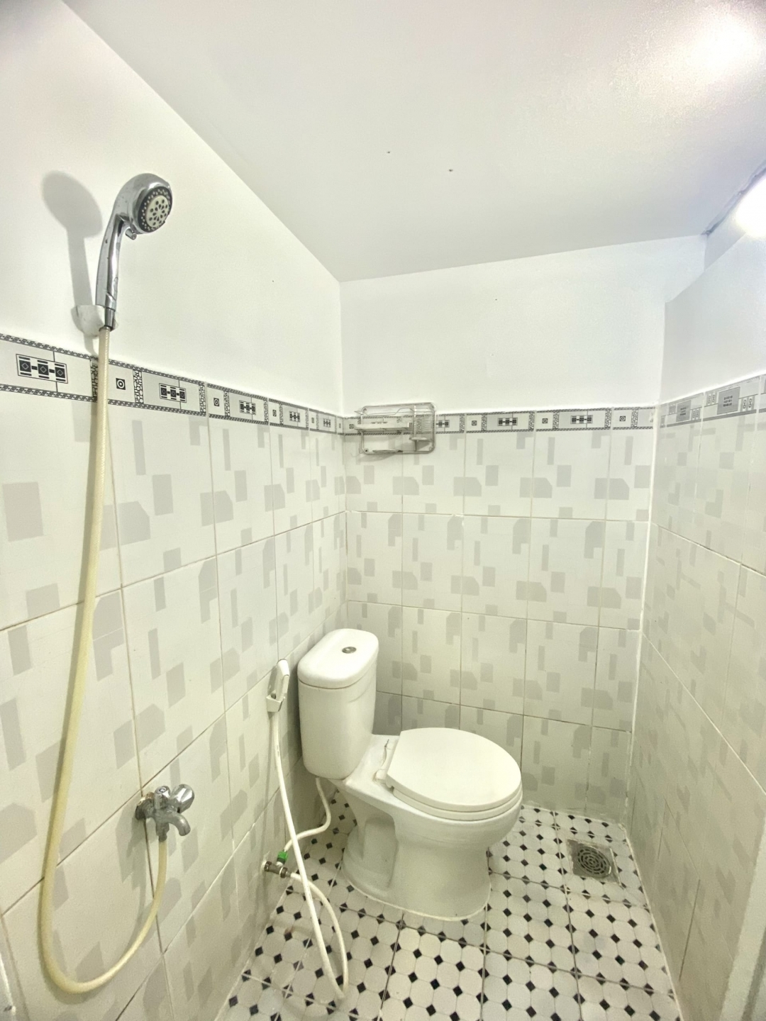 P201 (Giá không bao gồm máy lạnh đang có trong phòng) - 99/60 Phạm Đăng Giảng, phường Bình Hưng Hoà, TP. Hồ Chí Minh (99/60 Phạm Đăng Giảng Bình Hưng Hòa quận Bình Tân cũ)
